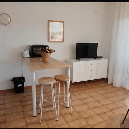Estudio Cerca De La Playa *